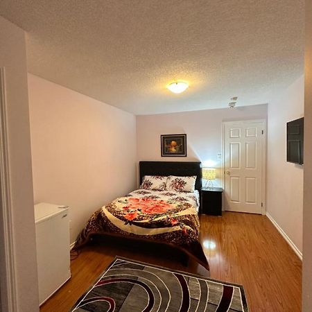 Cmoney Beautiful Home 2 Brampton Eksteriør bilde