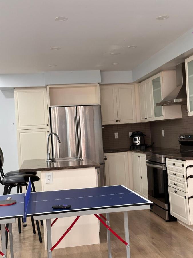 Cmoney Beautiful Home 2 Brampton Eksteriør bilde