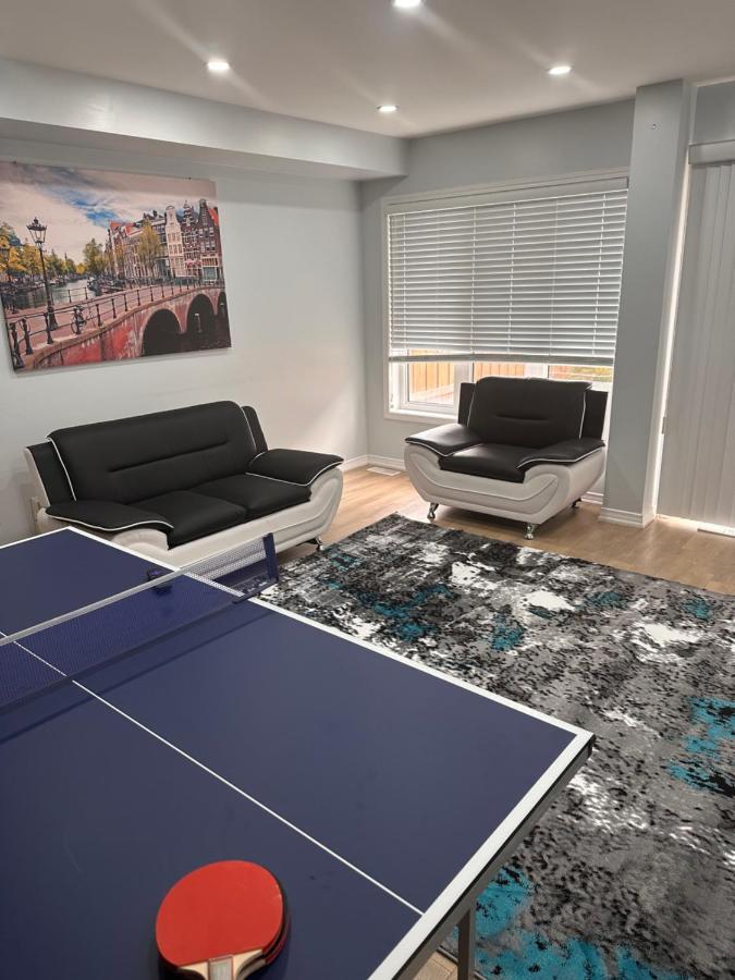 Cmoney Beautiful Home 2 Brampton Eksteriør bilde