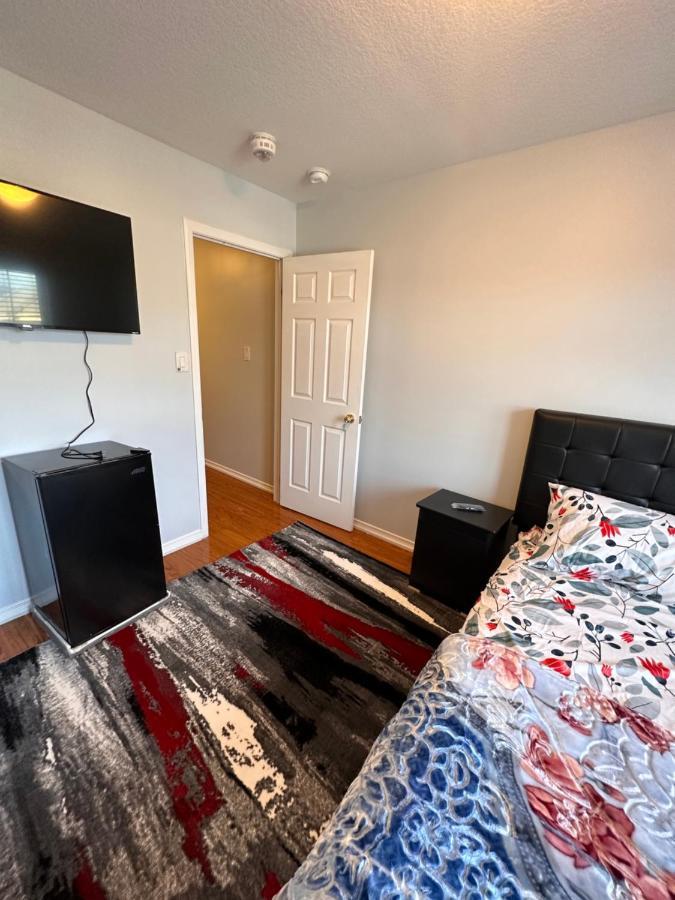 Cmoney Beautiful Home 2 Brampton Eksteriør bilde